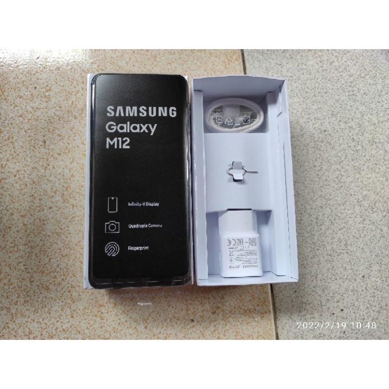samsung m12 4/64 mulus seperti baru