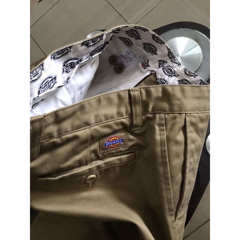 dickies size 28