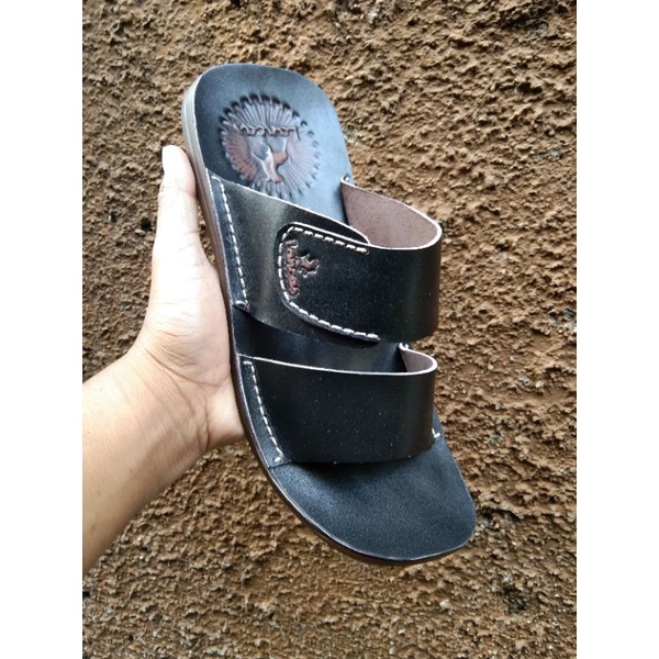 Sandal kulit asli berkualitas tinggi baru