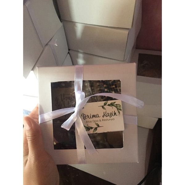 

Souvenir 4 Bulanan/ 7 Bulanan / Syukuran nikah