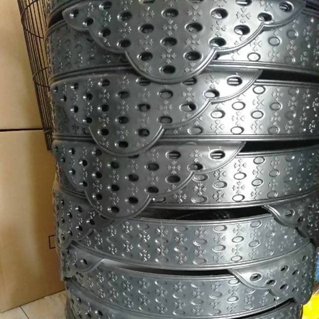 Tebok plastik Lovebird plus klem cuma kirim grab / gosend saja