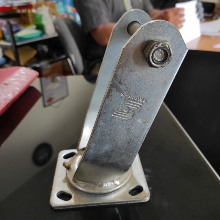 Bracket Roda Gerobak Pneumatic swivel (Roda Angin) Ukuran 10"