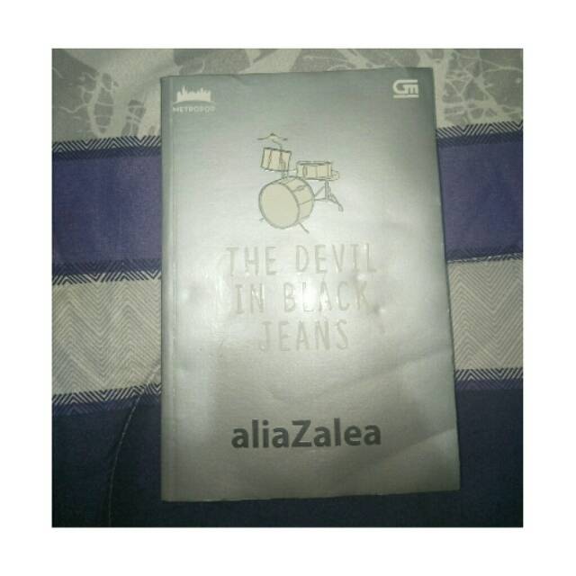 THE DEVIL IN BLACK JEANS by AliaZalea