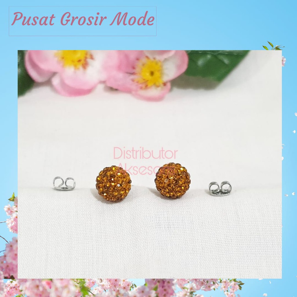 Anting Crystal Gold Blink Titanium ANTI KARAT SELAMANYA PGM AT40