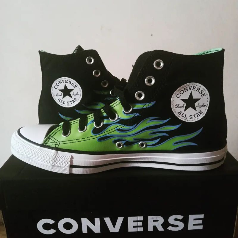 converse flame green