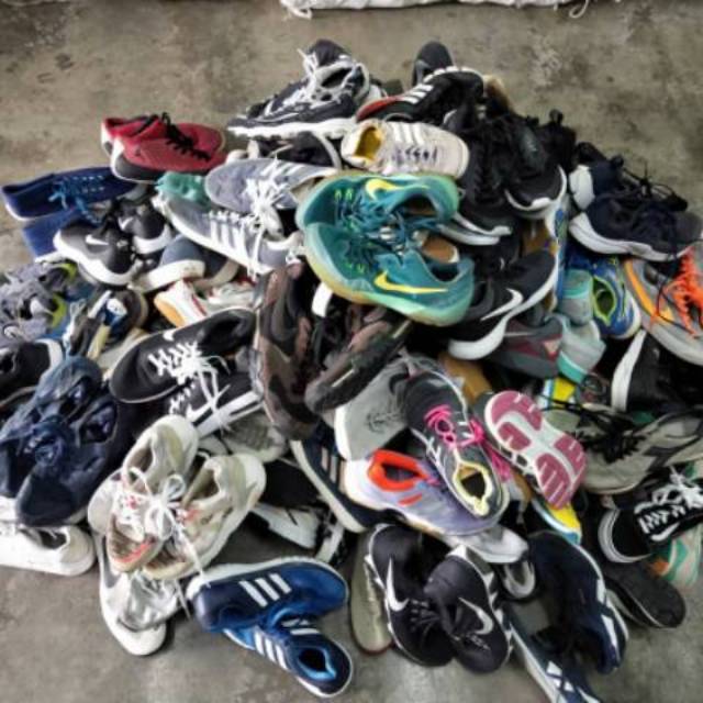 Borongan sepatu bekas second sport sneakers preloved 50pasang