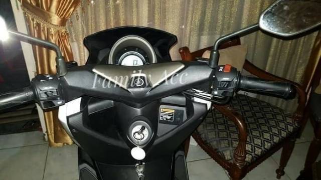 Saklar Switch Holder Bajaj Pulsar 135 Lampu LED - Yamaha Nmax Universal