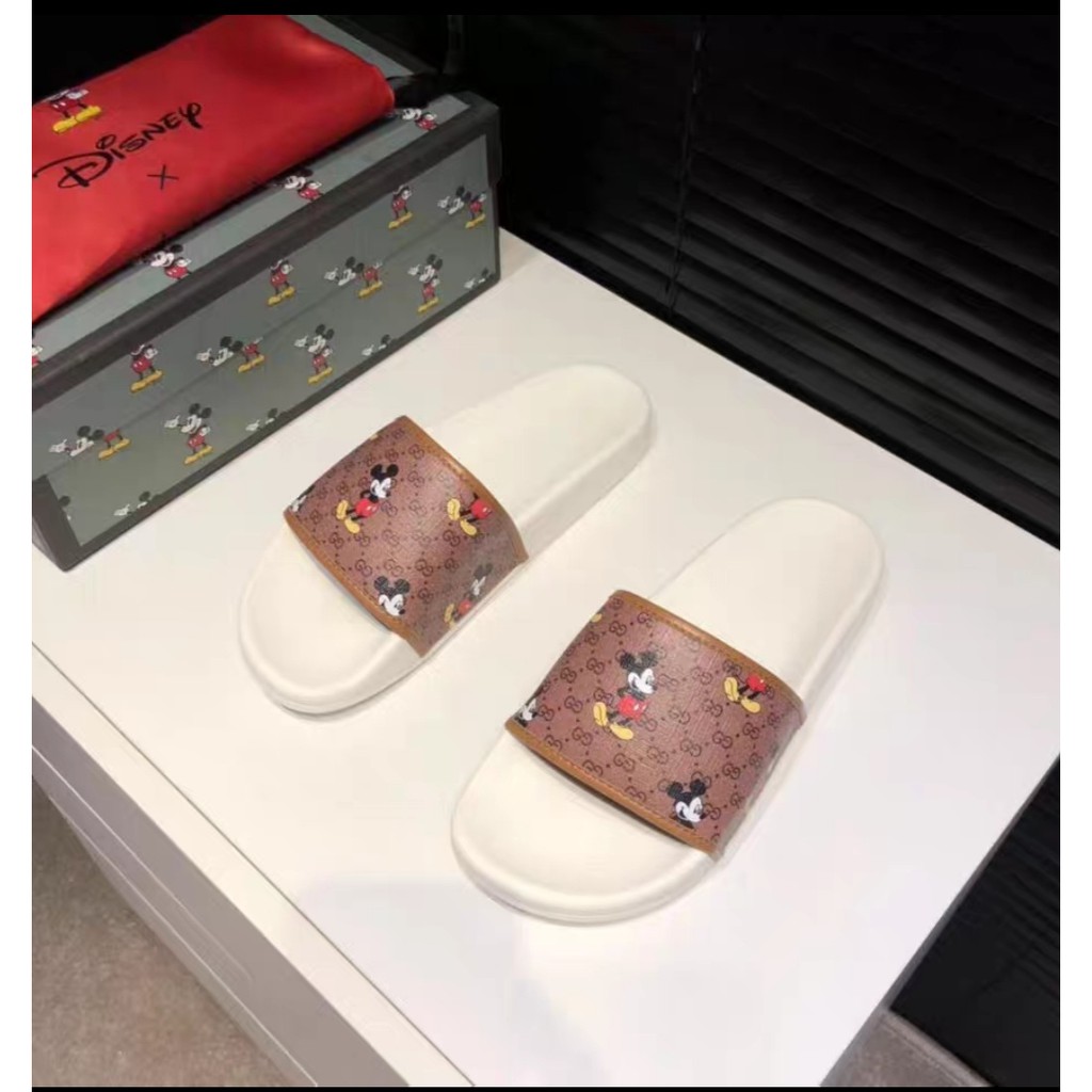 Sendal selop /slipper wanita batik mickey