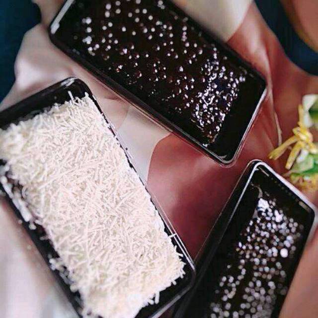 

brownies premium topping cokelat lumer