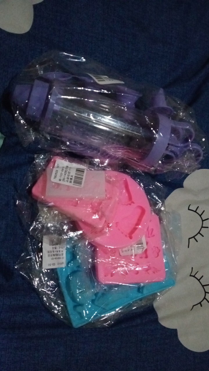 Cetakan Es Krim / Sabun Bentuk Lumba Bahan Silikon