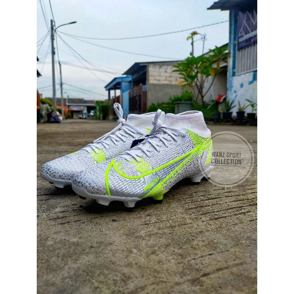 NIKE SUPERFLY 8 ACADEMY FG