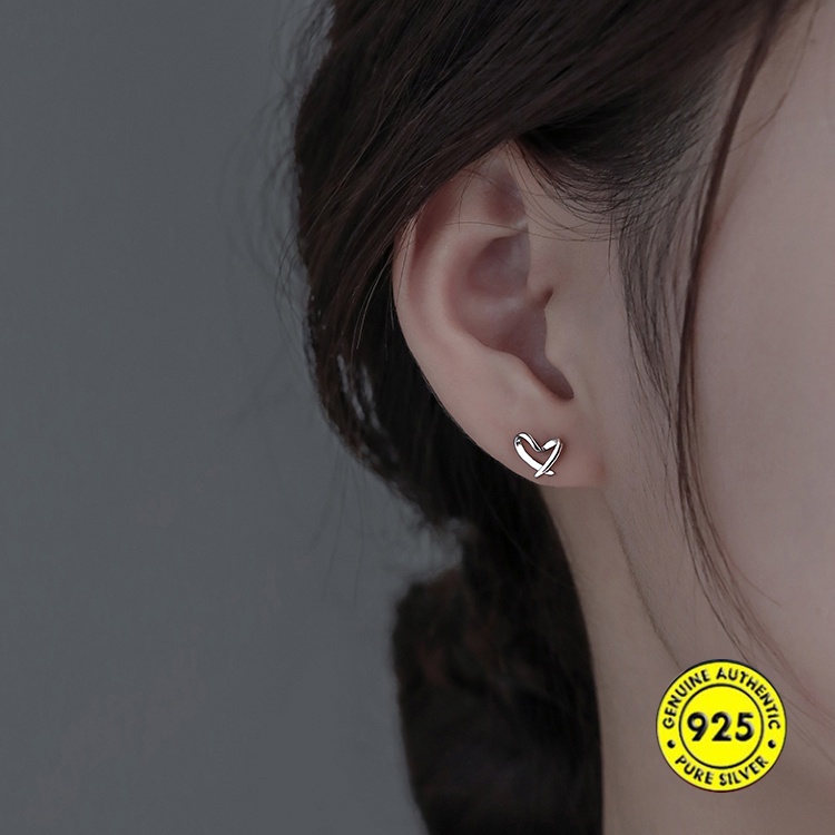 Anting Tusuk Motif Hati Hollow Bahan Sterling Silver 925 Untuk Wanita