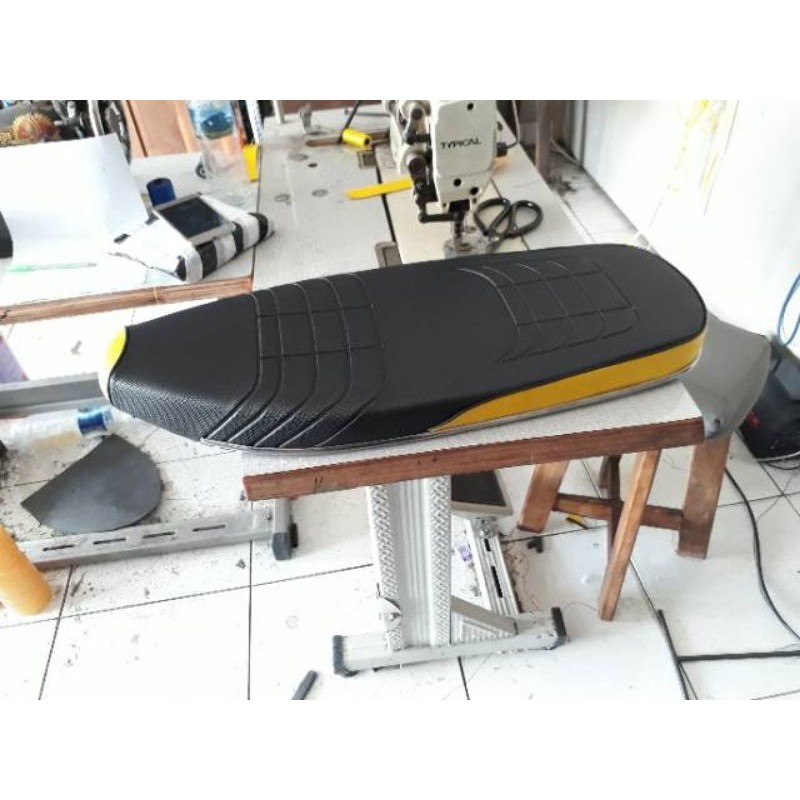 Jok Motor C70 Slim-Jok Slim Tipis