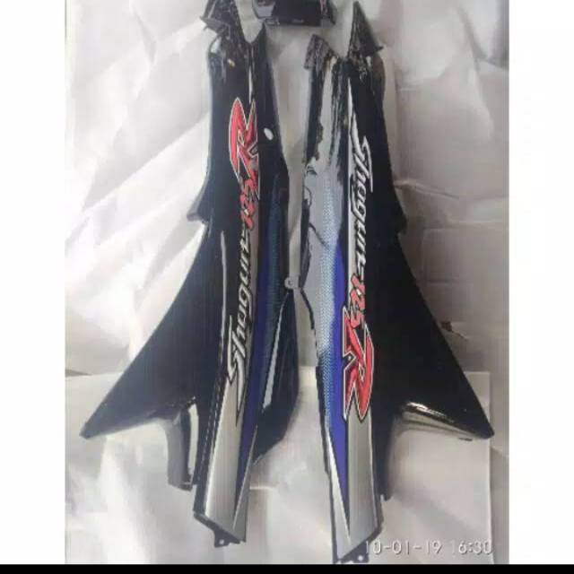 Cover Body Samping Kanan Kiri Shogun 125 R Hitam + Striping