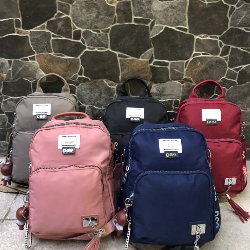 Tas Ransel Wanita Tas DSQ Ransel 8699-1 size 33x24 cm. Tas Wanita Tas Ransel Wanita Import Tas DSQ Import BEST SELLER BISA BAYAR DITEMPAT.!!!!