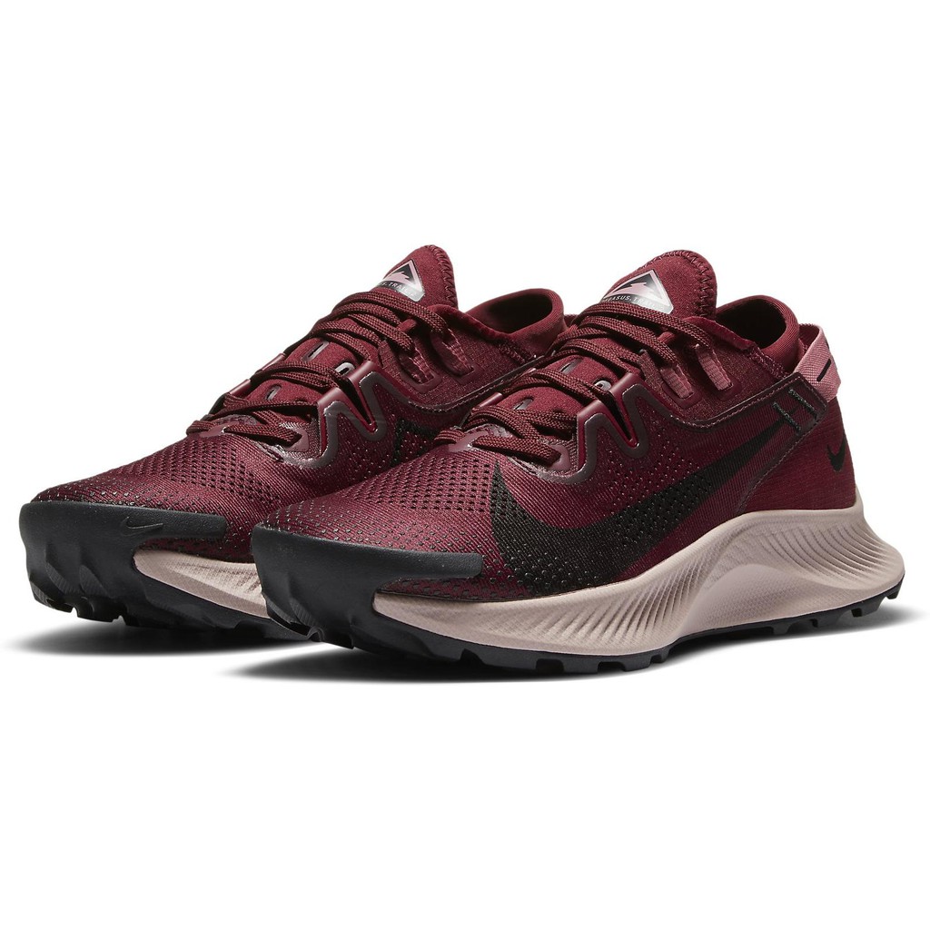 nike pegasus trail 2 burgundy