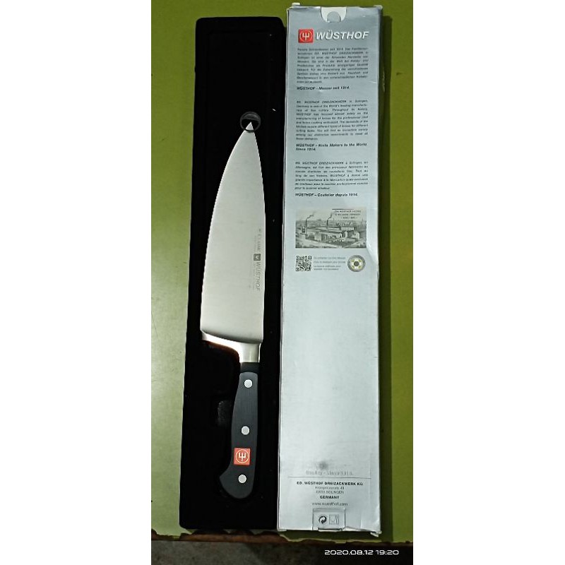Pisau Dapur Wusthof Classic Chef's Knife 4584/20 cm. Made in Solingen, Germany.