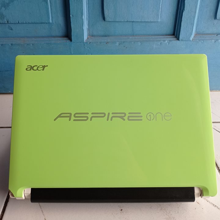 Acer Happy Warna Putih Hijau Netbook Notebook Second Bekas Aspire Intel RAM 2GB HDD 160GB