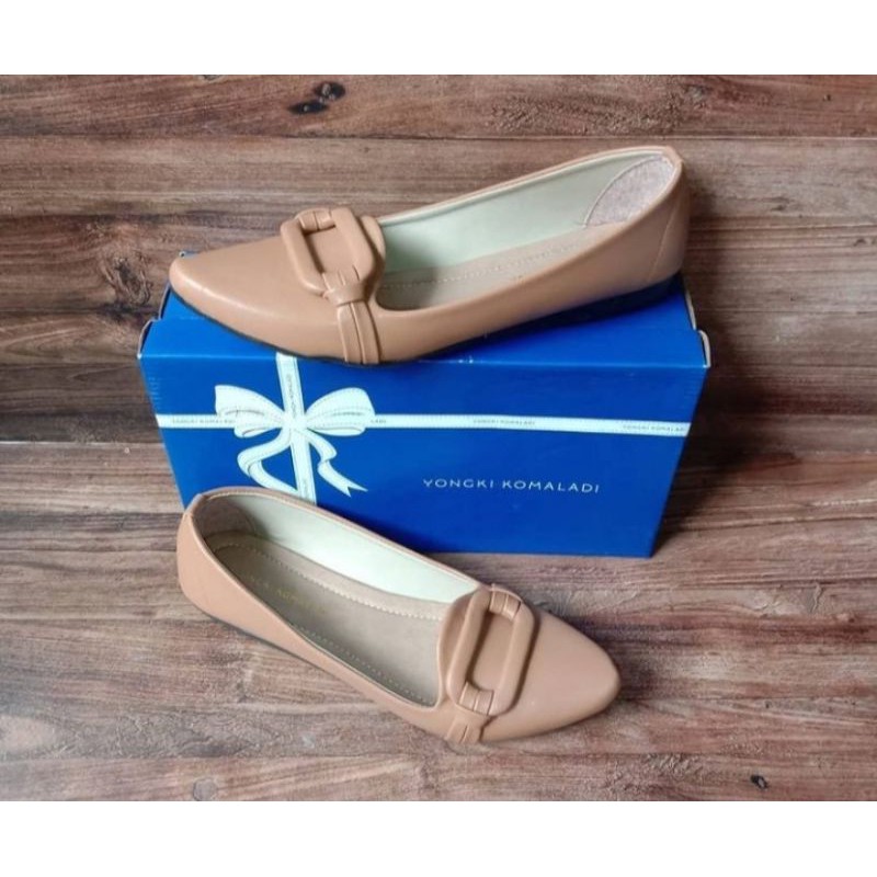 Flat Shoes Yongki Komaladi
