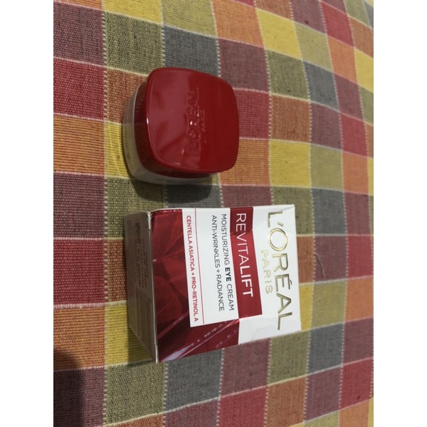 Loreal Paris Revitalift Moisturizing Eye Cream Anti-Wrinkles + Radiance