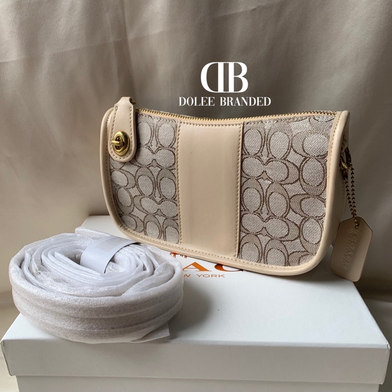 Coach Swinger Bag In Signature Jacquard - Stone Ivory (C0721)