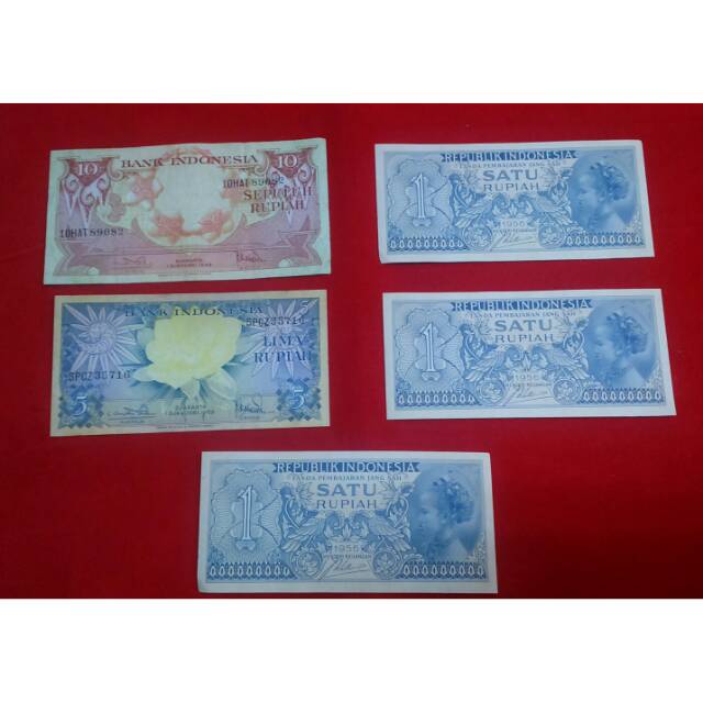 

Uang kertas untuk mahar nikah 18 rupiah