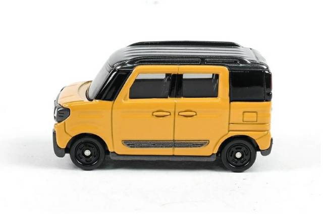 Tomica Reguler 75 Suzuki Spacia Gear TAKARA TOMY