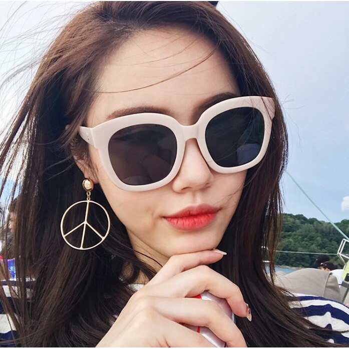 Korean version of the retro box ins fashion street style men and women sunglasses metal hinge