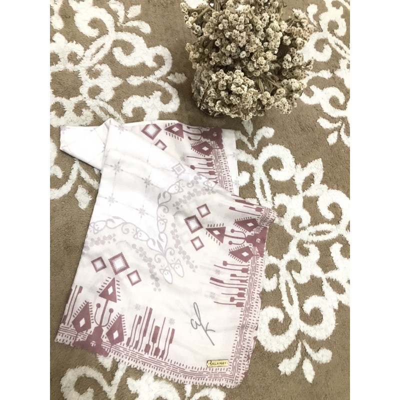 scarf wearing klamby