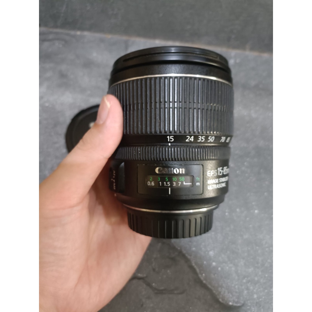Canon EFS 15 85mm IS USM