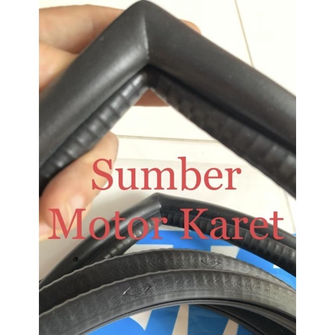 Karet Body Pintu Mobil Bmw E30/ Bmw M40