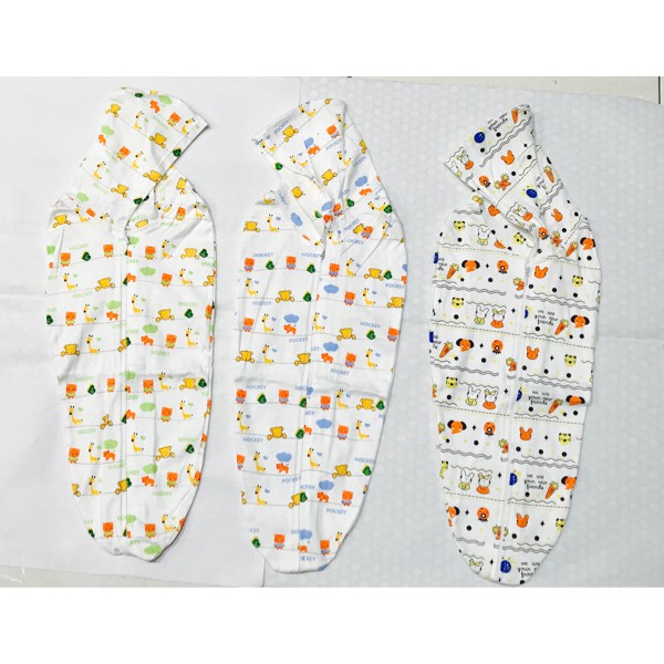 Produk Eceran - Bedong Instan Hoodie Bahan Katun TC Motif Animal Tabur Warna Random Mix Uk. Newborn Cotton Warna Motif Mix / Grosir Bedong Praktis Topi / Hoddie [100gr]