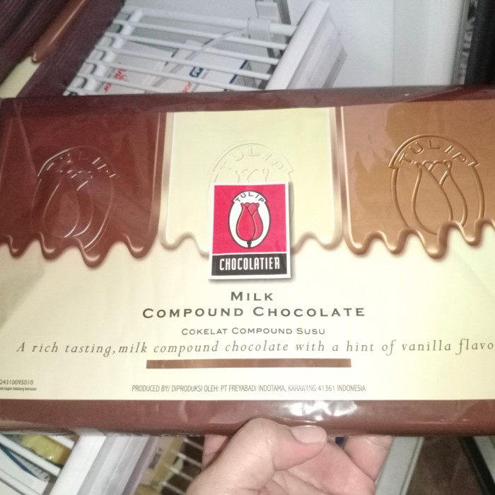 

Tulip dark chocolate compound 1 kg