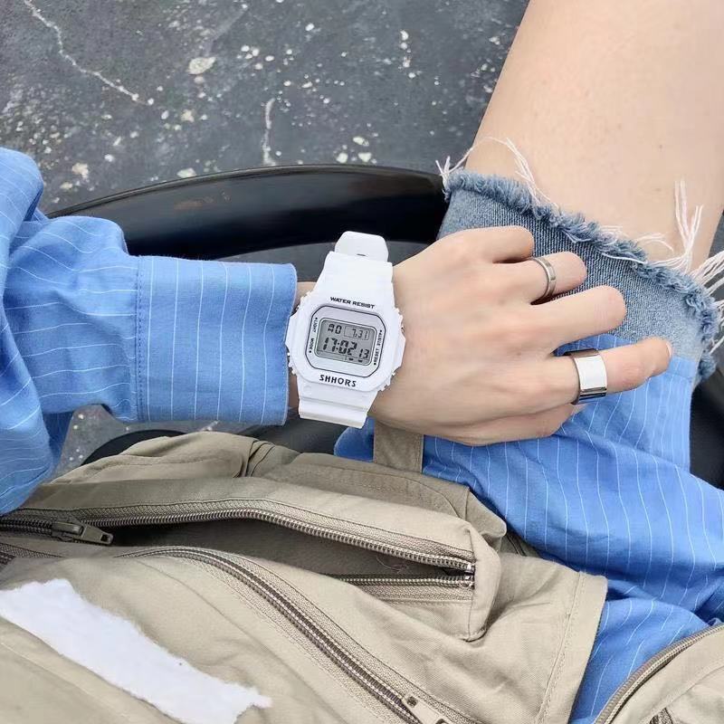 COD Jam Tangan Perempuan Ins Small Saisy GD Same Paragraph Digital Watch Simple Waterproof Couple Student Watches