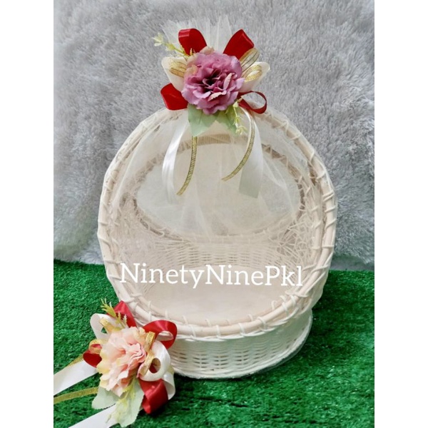 

KERANJANG CINCIN TILE ISI 2 / HANTARAN PERNIKAHAN