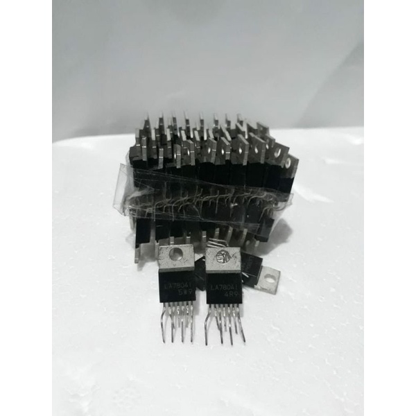 IC VERTICAL LA78041. CABUTAN