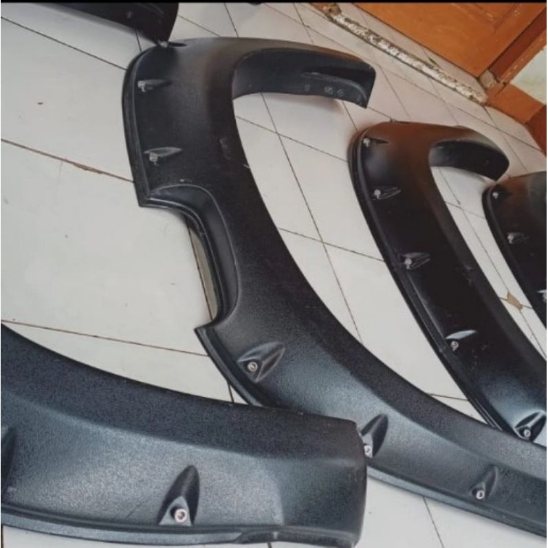 over fender Strada Triton 2019-2020