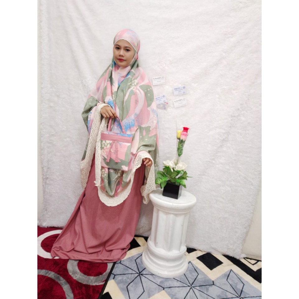 MUKENA RENDA RAYON ALESYA SUPER ADEM