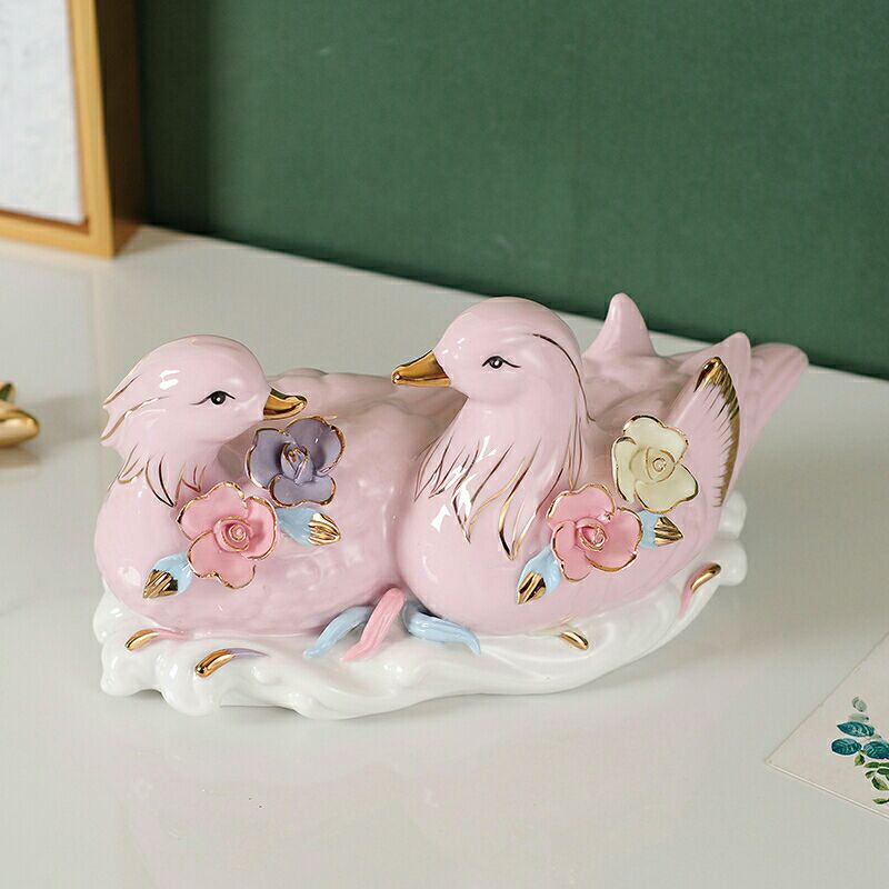 patung pajangan bebek mandarin