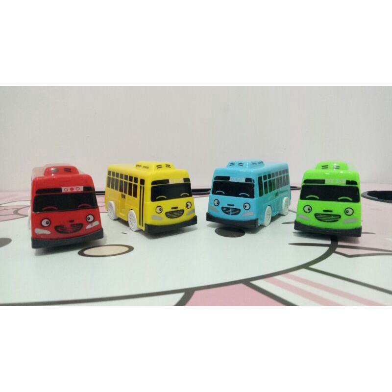 tayo bus. bis tayo bisa jalan sendiri. mainan tayo isi 4. tayo little bus.