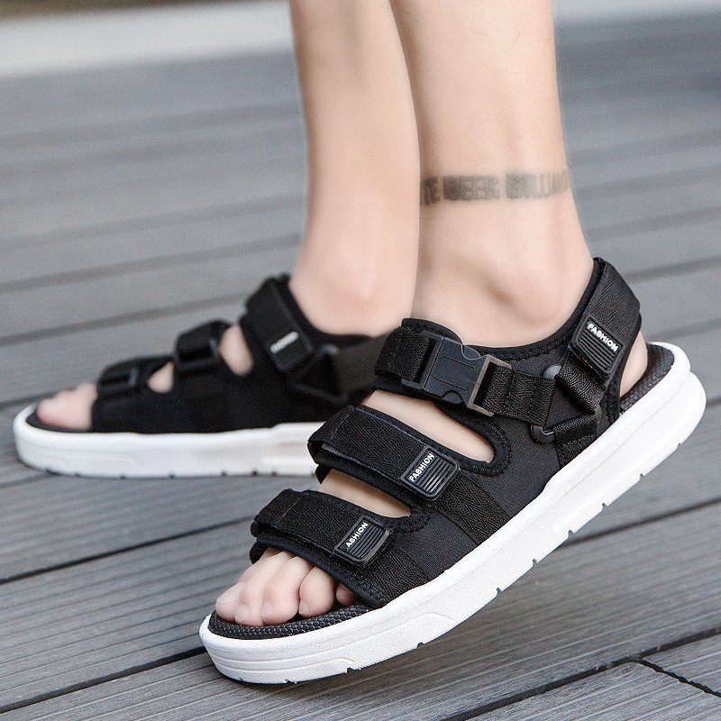 Sendal Pria Karet Sandal Pria Sepatu Casual Pria Sandal Gunung Pria Wanita Sandal Casual Terbaru