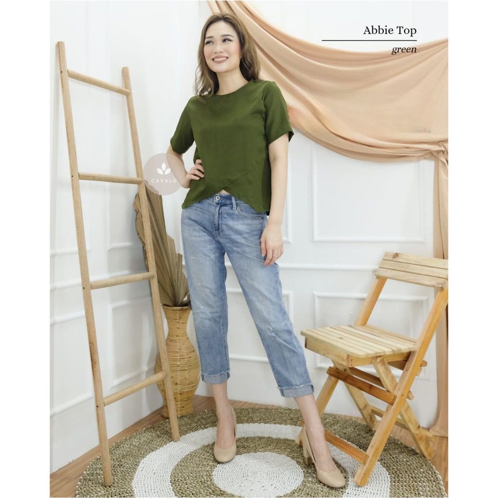 Top Baju Atasan Wanita Blouse Casual Bahan Moscrepe CAVALU 081 Abbie