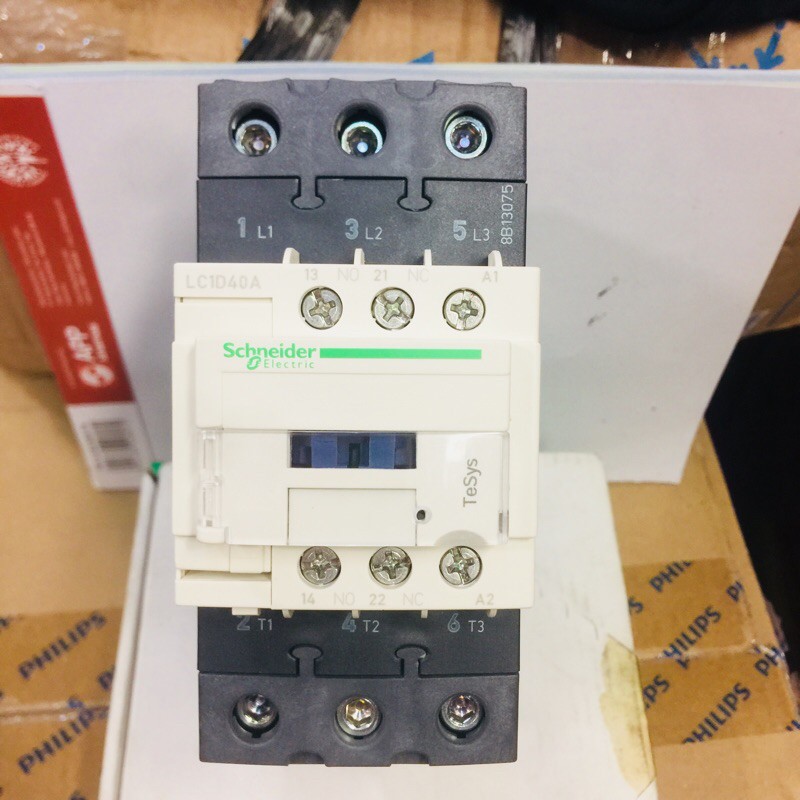 contactor LC1D40M7