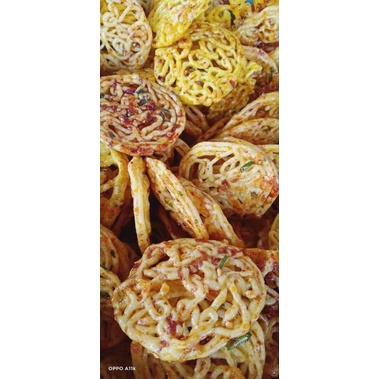 

pukmi pedas pukmie extra pedas daun jeruk gurih renyah