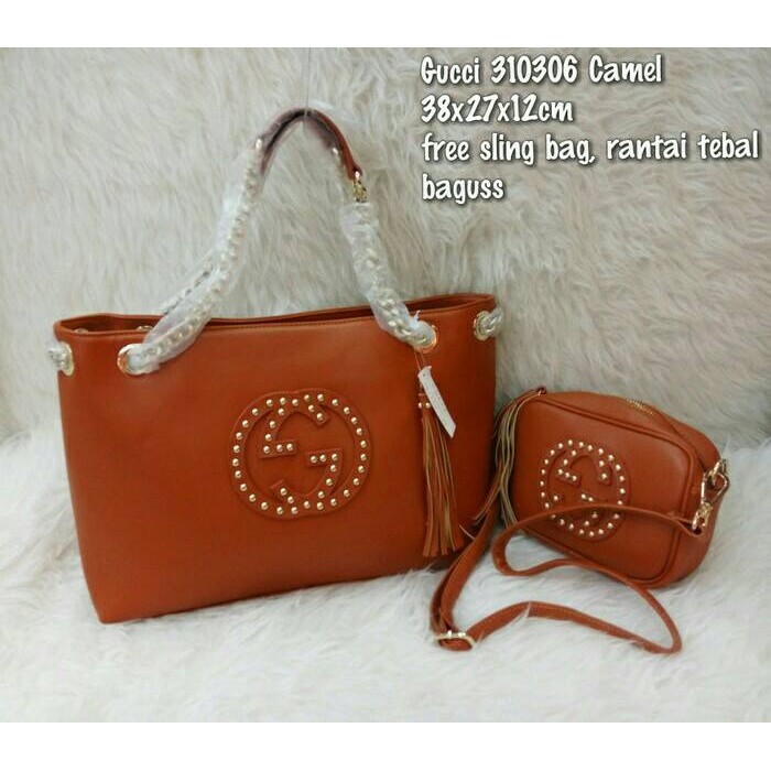 TAS GUCCI SOHO STUD SET SLING BAG