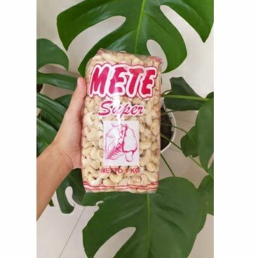 

Kacang Mete Super