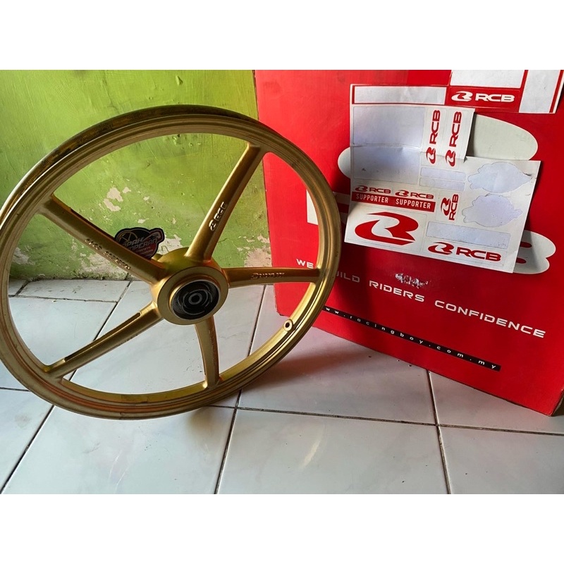 VELG RCB UK 120 DEPAN BEKAS