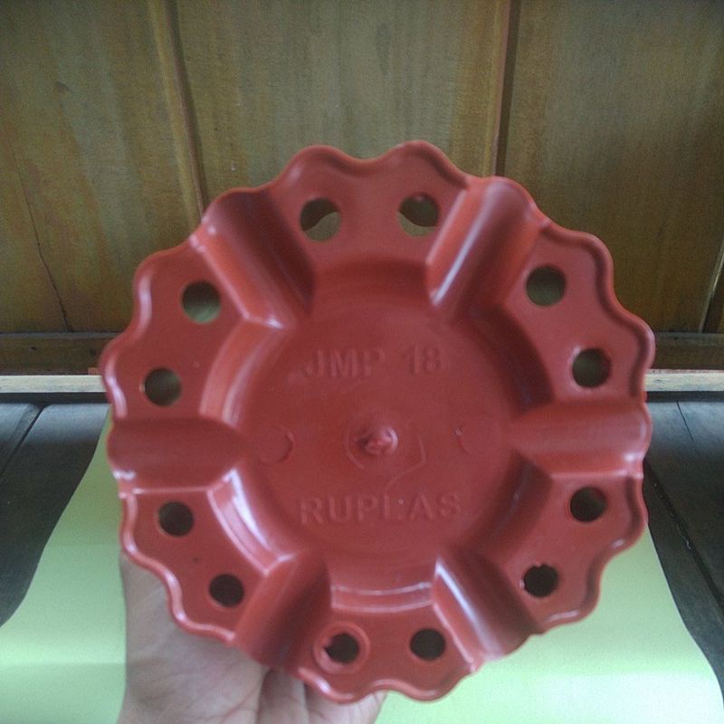 Pot Model Tinggi JMP 18 Warna Putih Dan Merah Bata Bahan Tebal Kualitas Premium