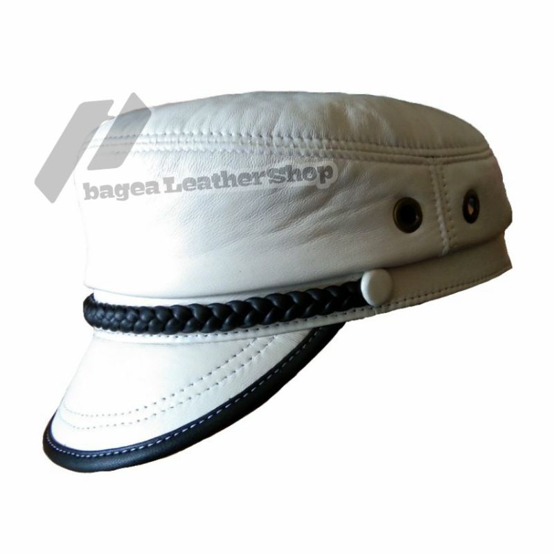 Topi kulit Polis/nahkoda