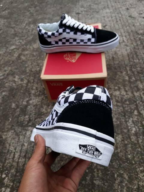 READY PREMIUM MADE IN CHINA WAFFLE DT VANS OLD SKOOL (CHECKERBOARD) BLACK/WHITE SIZE 40/41/42/43/44